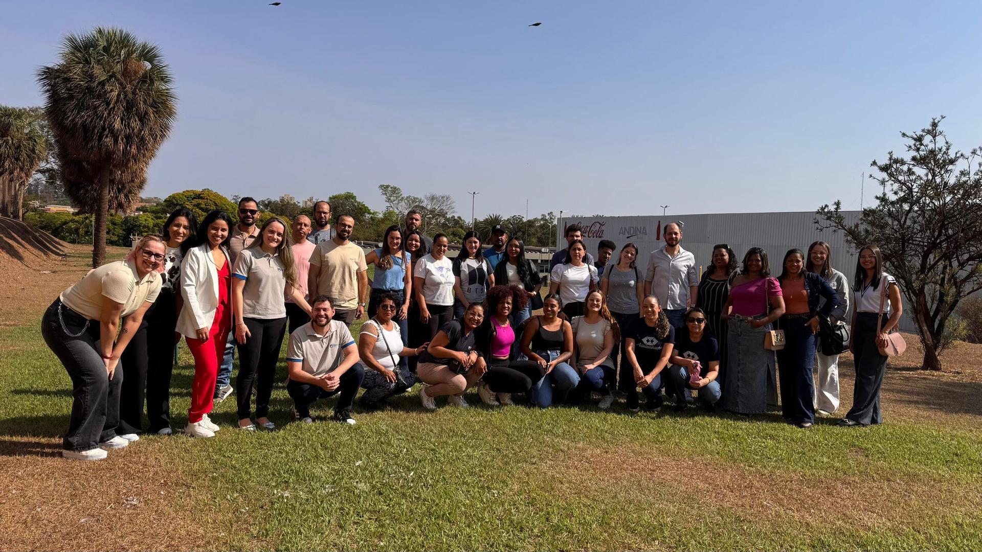 Alunos da Faculdade Metropolitana visitam Coca-Cola Andina Brasil