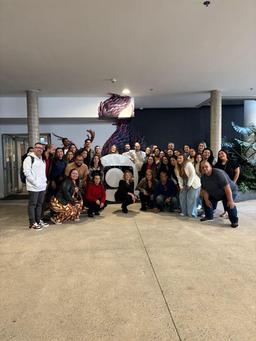 Alunos nos bastidores do Altas Horas