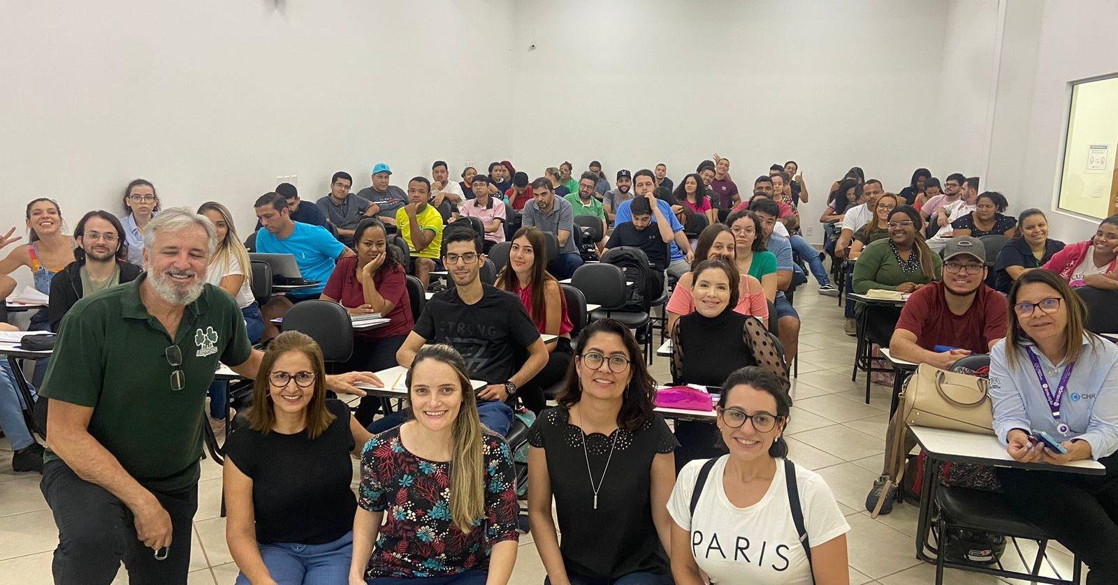Ação Social com a ONG Casa das Mangueiras