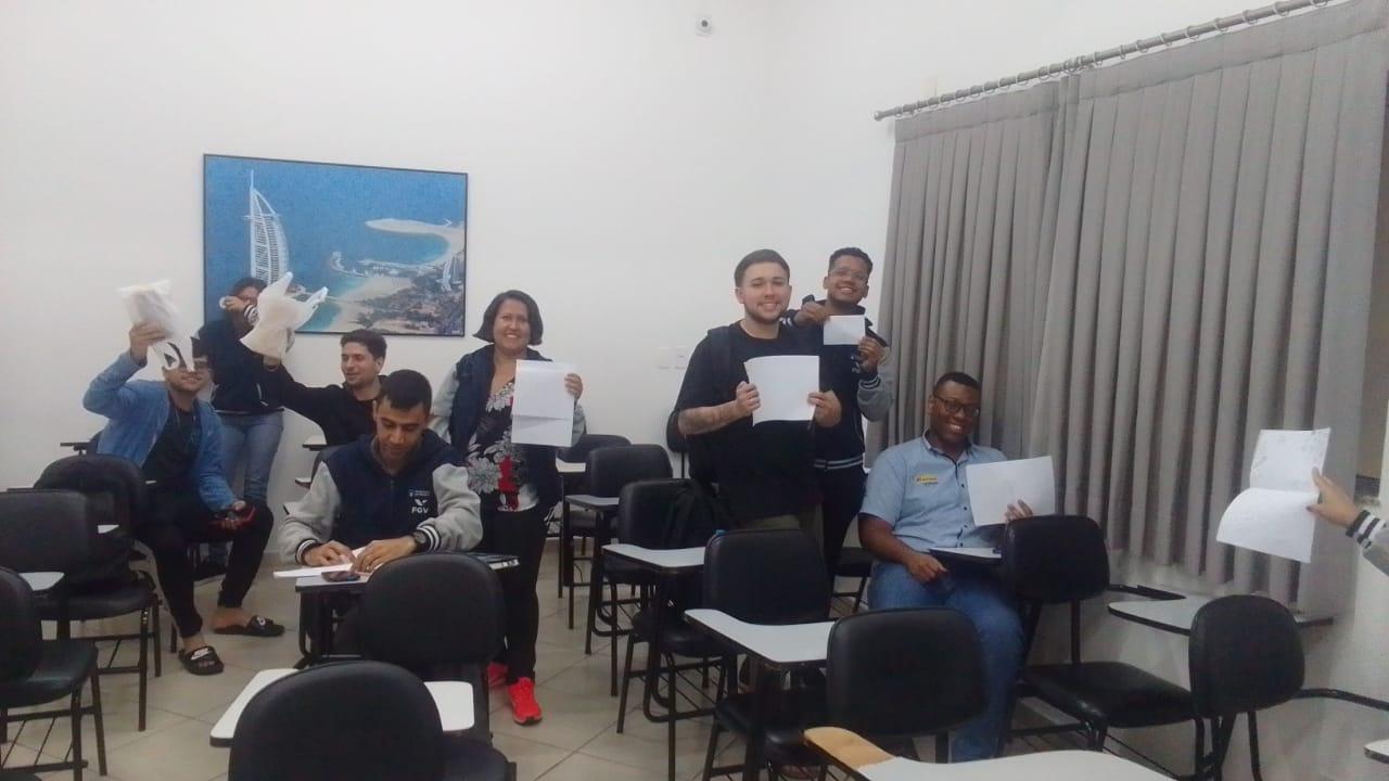 Dinâmica com alunos de Administração