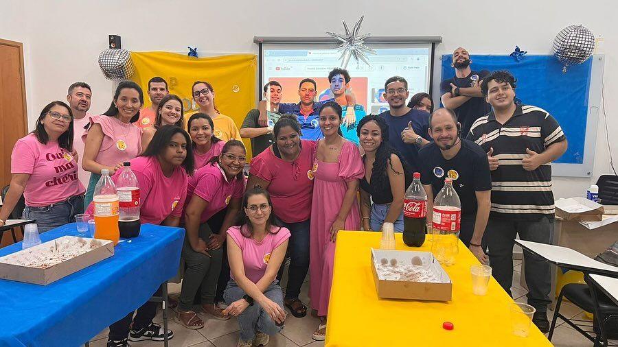 Dinâmica “Passa ou Repassa” agita aula de Administração de Vendas