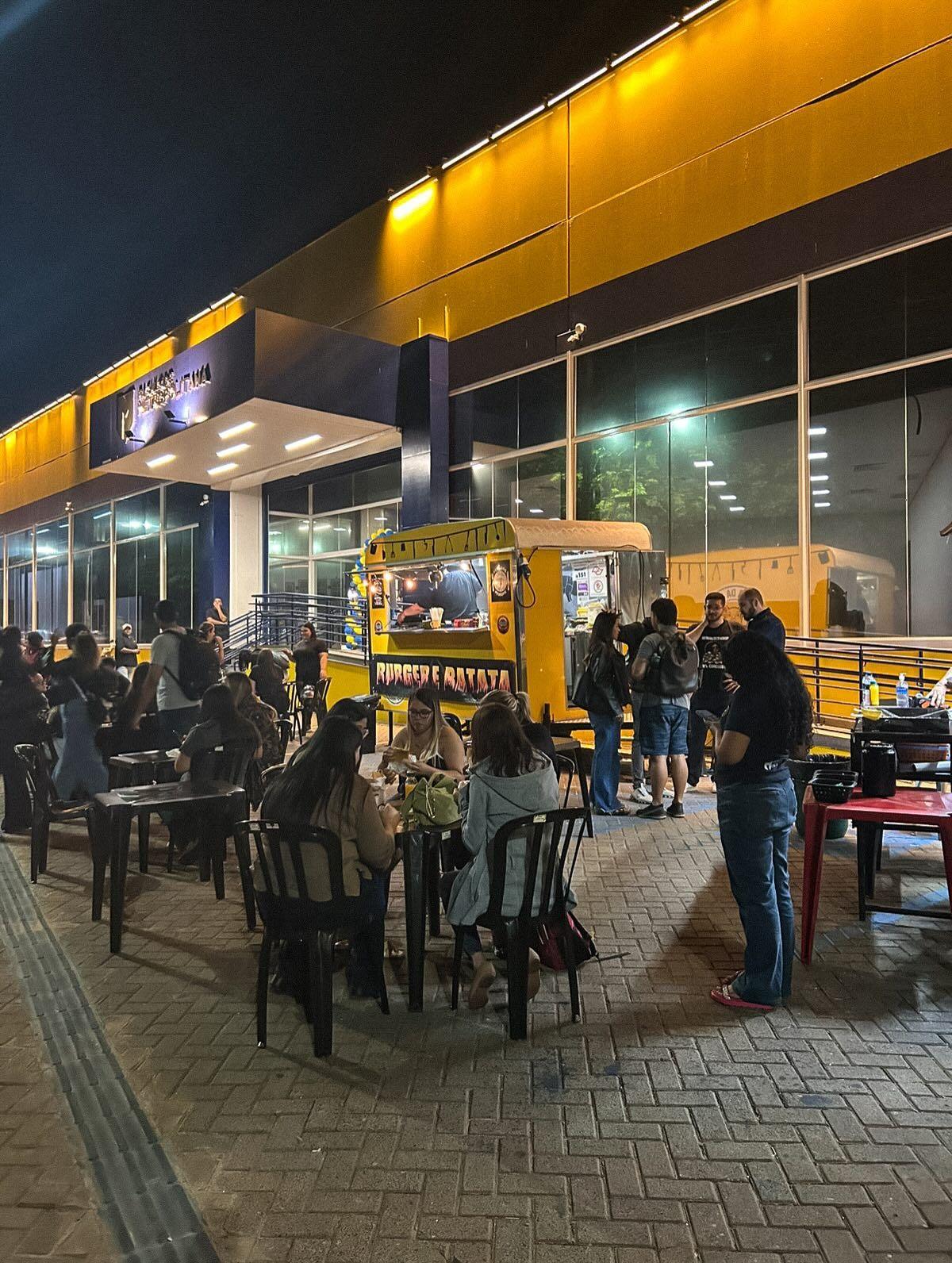 Atlética da Faculdade Metropolitana promove ação de integração com música e gastronomia